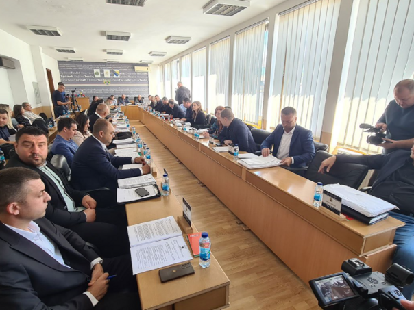 Dojava o bombi u Tesliću bila lažna, sjednica se neće nastaviti