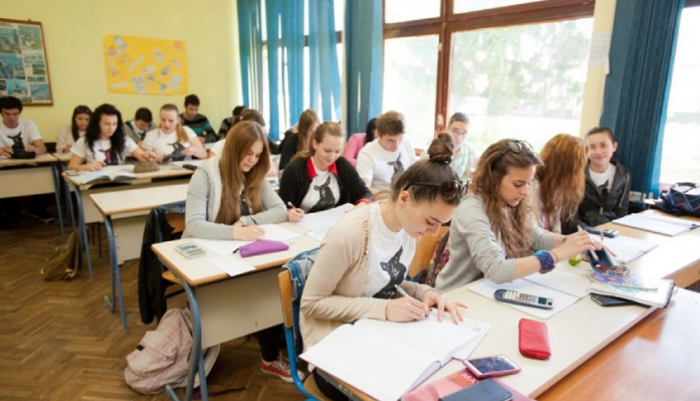 Dojave o bombama u beogradskim školama lažne, nastava normalizovana