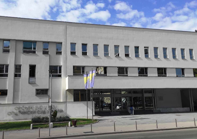 Dojavljena bomba u Općinskom sudu Tuzla