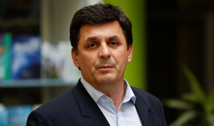 Diletanti vode igru, dok beogradski projektanti ne odustaju od 'velike Srbije'