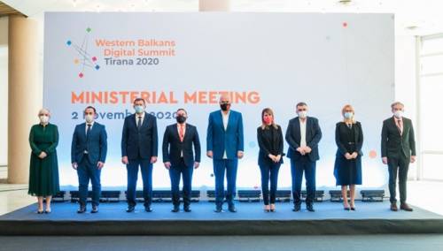 Dok je EU odmakao u digitalnom dobu, mi moramo trčati da premostimo jaz