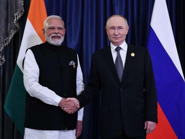 Dok Trump hladi odnose SAD-a i Indije, Modi se približava Kini i Rusiji