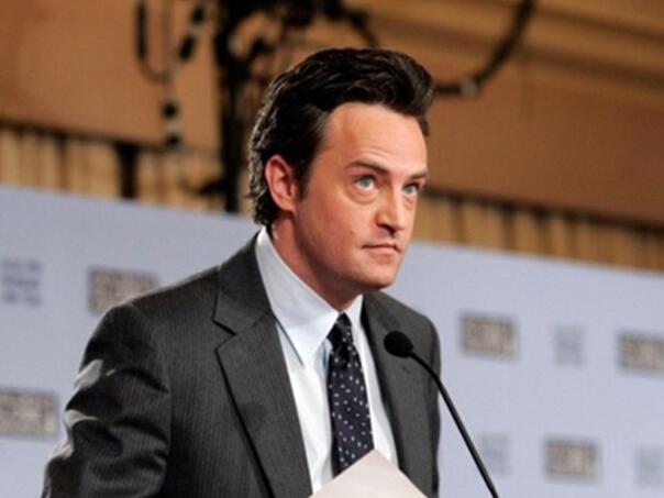 Doktor povezan sa smrću Mathew Perryja izlazi na slobodu, liječit će ljude