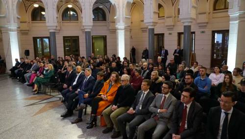 Dokumentarnim filmom i izložbom počeo program obilježavanja početka opsade Sarajeva