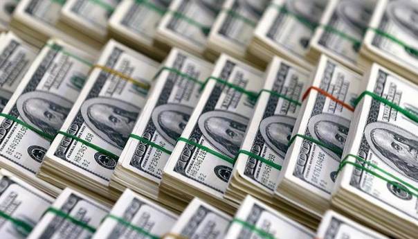 Dolar oslabio nakon tri sedmice rasta