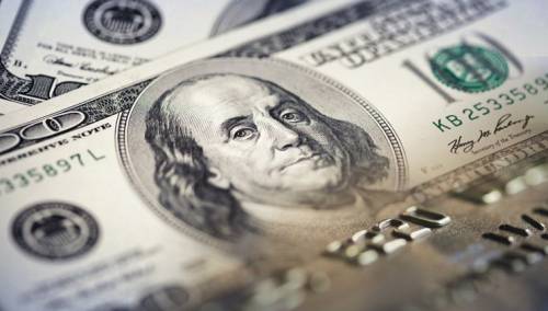 Dolar slabi drugu sedmicu za redom, porasla potražnja za kineskim juanom