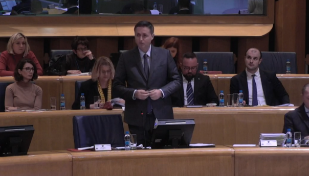 Dom naroda BiH odbio prijedlog Denisa Bećirovića