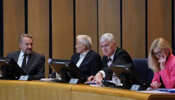 Dom naroda: Klub Bošnjaka povukao vitalni nacionalni interes