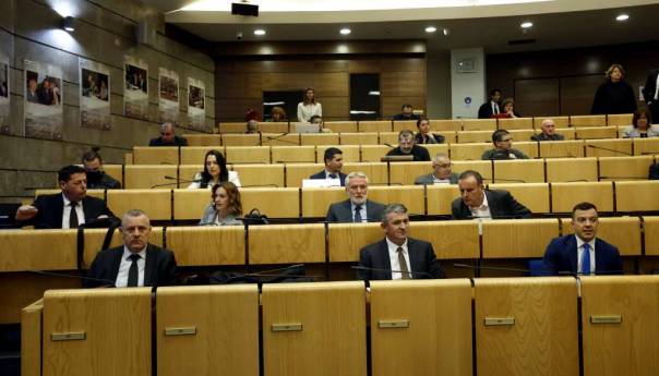 Dom naroda o dopuni Zakona o pripadnosti javnih prihoda