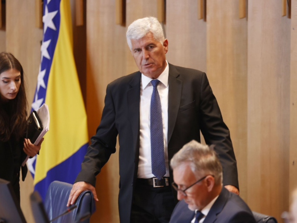 Dom naroda o Zakonu o VSTV-u, struka protiv usvajanja