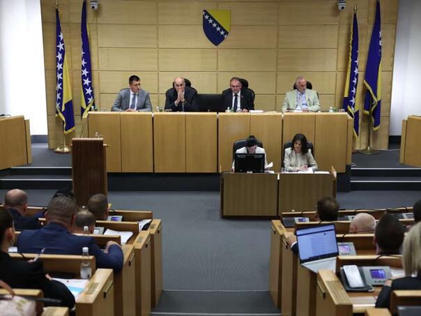 Dom naroda Parlamenta FBiH počeo današnje zasjedanje
