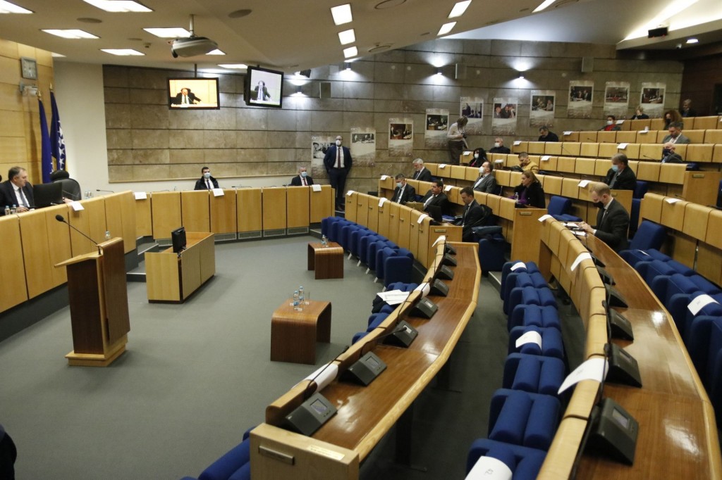 Dom naroda: Premijer i ministar ne mogu prisustvovati