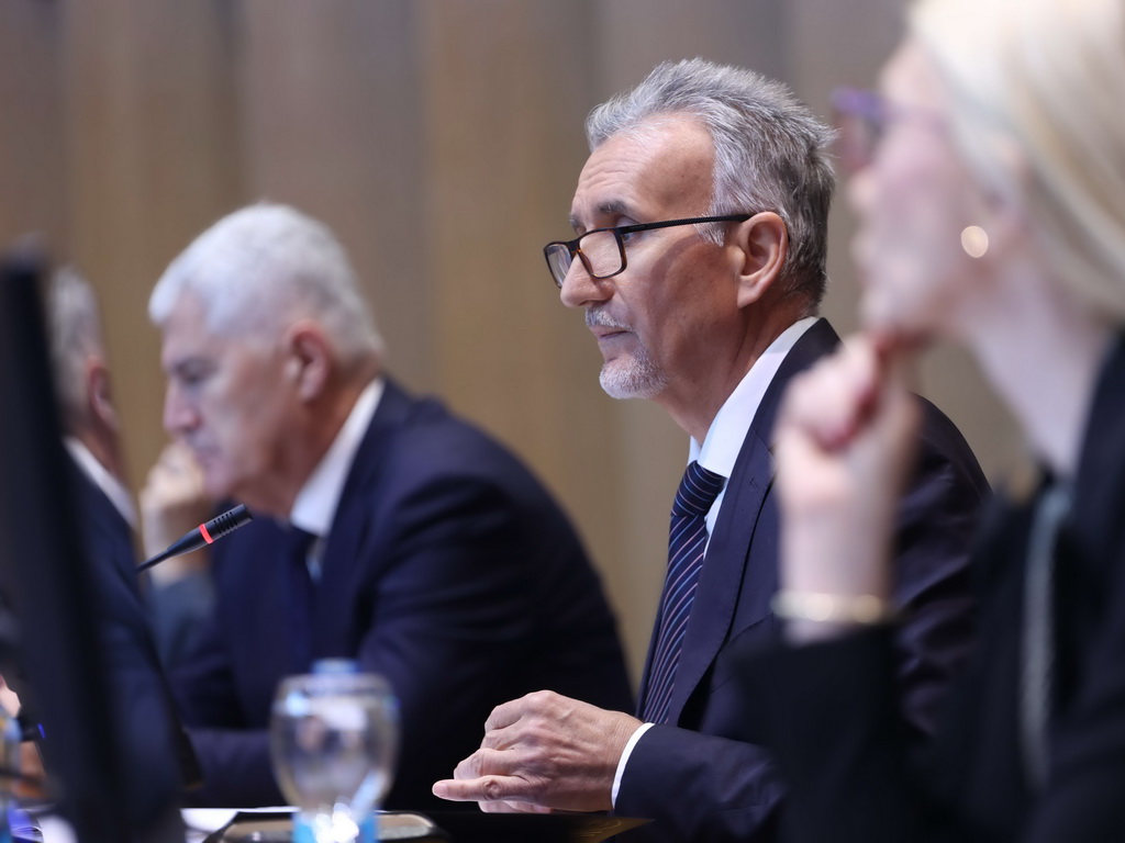 Dom naroda PSBiH 17. decembra, u nastavku zasjedanja, o prijedlogu izmjena Zakona o službi u OSBiH