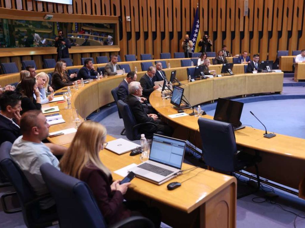 Dom naroda PSBiH opet bez kvoruma, nova blokada SNSD-a