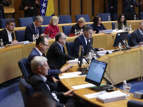 Dom naroda usvojio Zakon o izmjenama i dopuni Zakona o VSTV-u