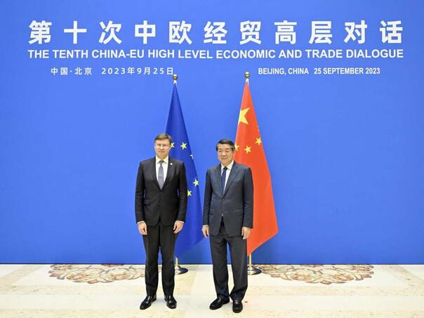 Dombrovskis: Kineski propisi mogli bi imati 'neželjene posljedice'