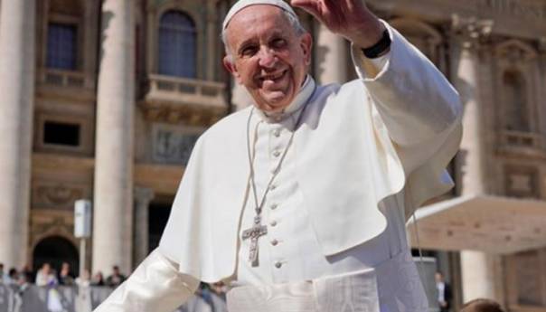 Donacija pape Franje migrantima u kampu Ušivak