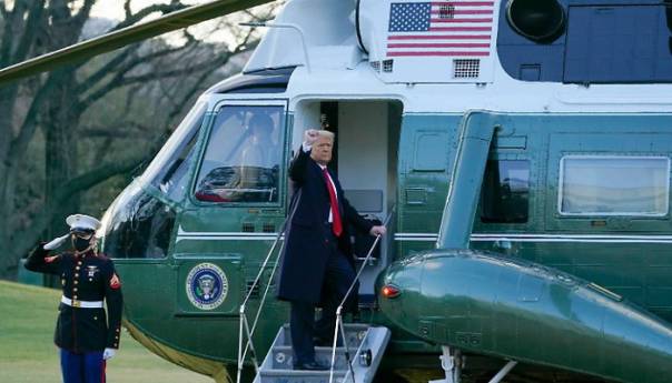 Donald Trump napustio Bijelu kuću
