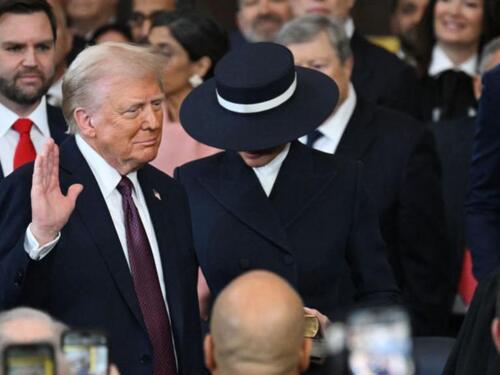 Donald Trump položio zakletvu i zvanično postao novi predsjednik SAD!