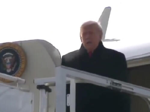 Donald Trump sletio u Cirih, uskoro slijedi obraćanje