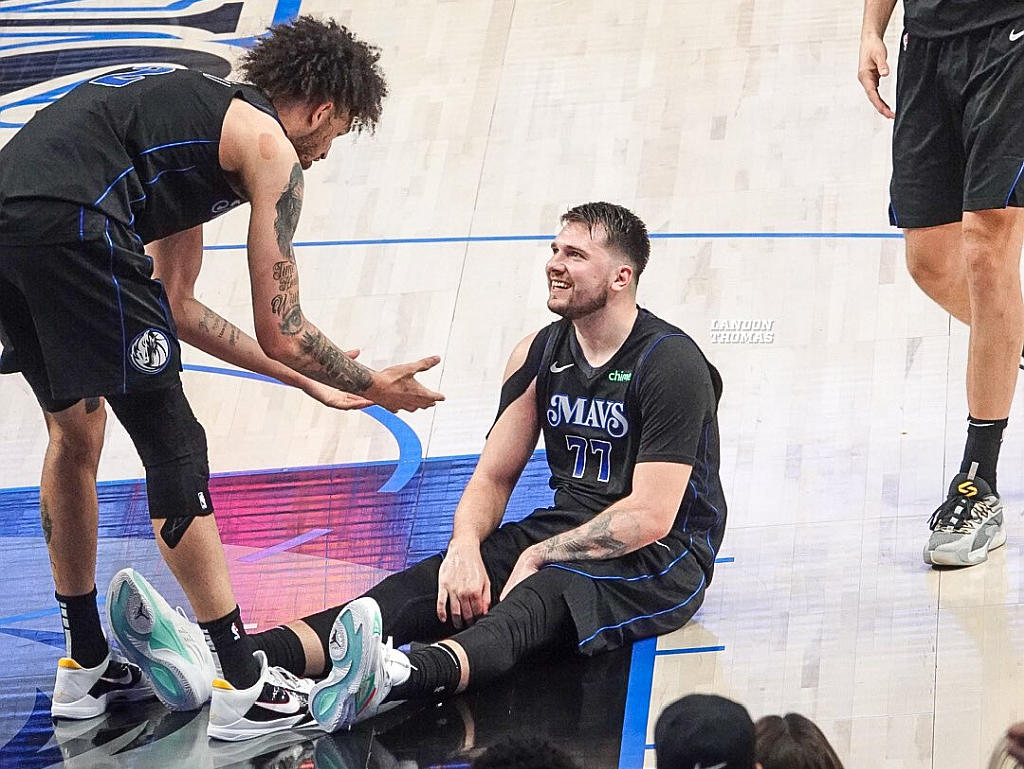 Dončić i Irving odveli Dallas u naredni krug, Orlando poravnao