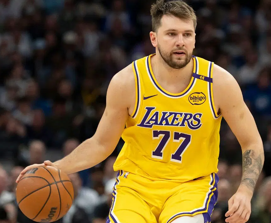 Dončiću novi bogati ugovor, Lakersi mu okupljaju tim