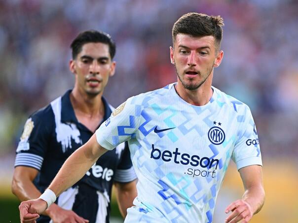 Donedavno igrao u Premijer ligi, a sada debitovao za Inter