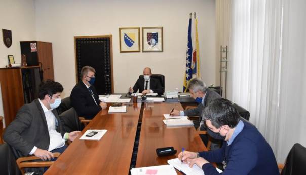 Donijeti poseban zakonski okvir za rješavanje problema 850 klizišta