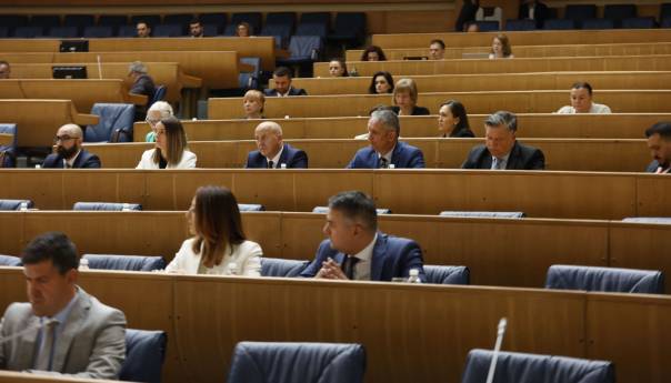 Doniranje hrane bez plaćanja PDV-a otvara prostor crnom tržištu!?