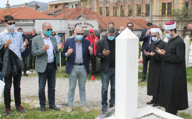 Doprinos generala Arifa Pašalića u odbrani Mostara i BiH je nemjerljiv