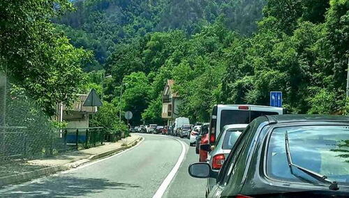 Dosta usporeno i u koloni vozi se na relaciji Mostar-Jablanica-Konjic