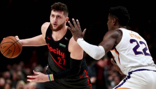 Double-double Nurkića u tijesnom porazu Portlanda, historijska noć Curryja