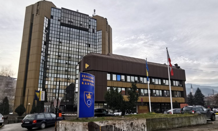 Doznačena naknada demobilisanim borcima mlađim od 57 godina u ZDK