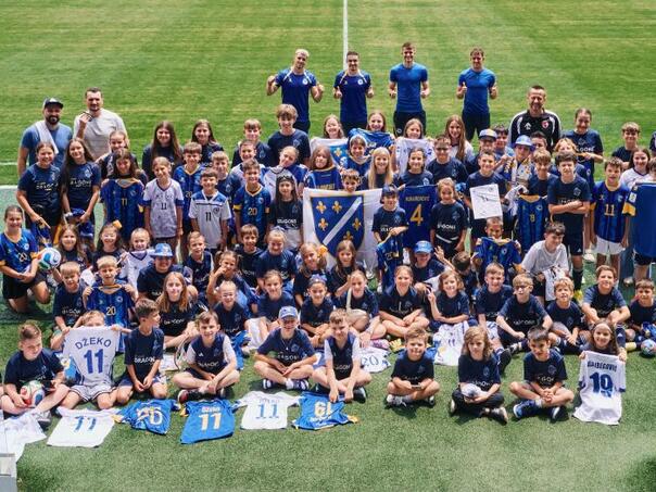 Dragonsi sa Zmajevima: Djeca porijeklom iz BiH uljepšala dan bh. reprezentativcima