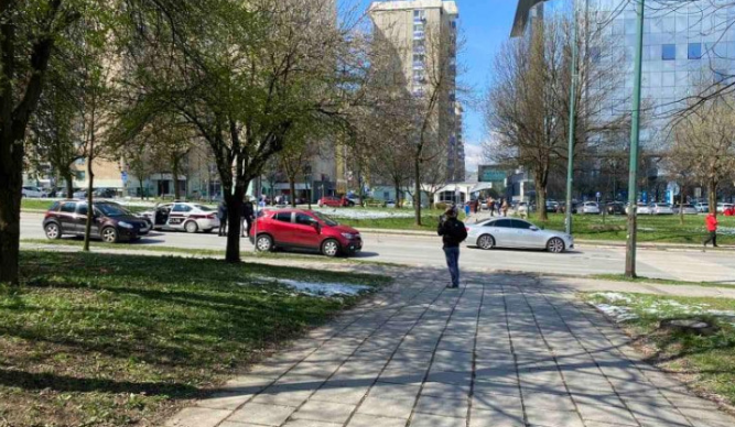 Automobil udario pješaka na Alipašinom Polju