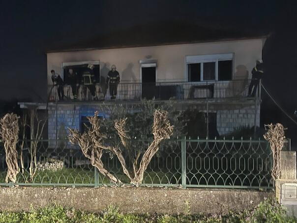 Drama na jugu BiH: Komšije ga probudile i izvukle iz požara