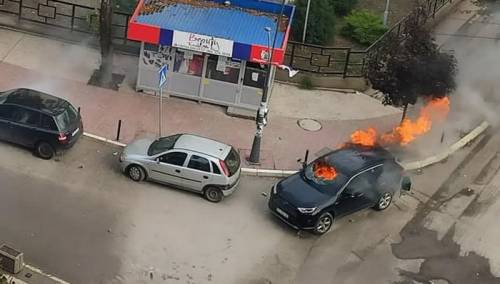 Drama na Kosovu: Jedna osoba teško ranjena