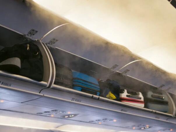 Drama na letu American Airlinesa: Zapalio se laptop putnika