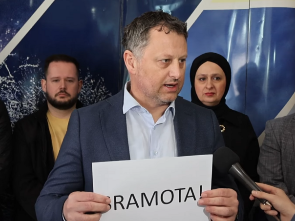 Drama na sjednici u Zenici zbog zemljišta gradonačelnikove supruge