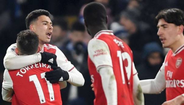 Drama na Stamford Bridegu: Arsenal sa igračem manje izvukao bod protiv Chelseaja