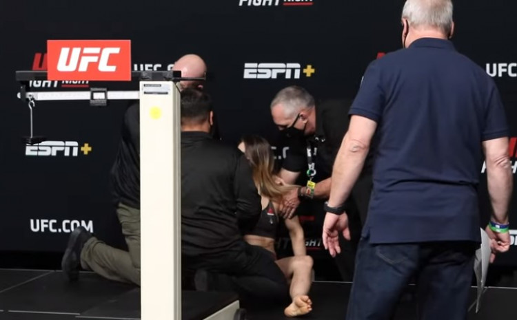 Drama na vaganju, borkinji pozlilo, dva puta se srušila