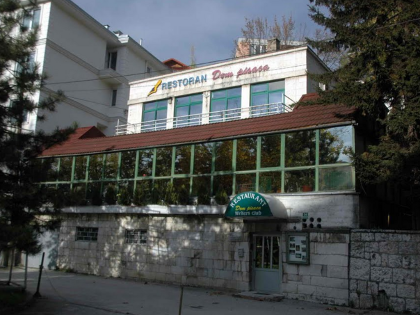 Drama u alternativnom klubu DKC: Naoružani muškarac uznemirio posjetioce