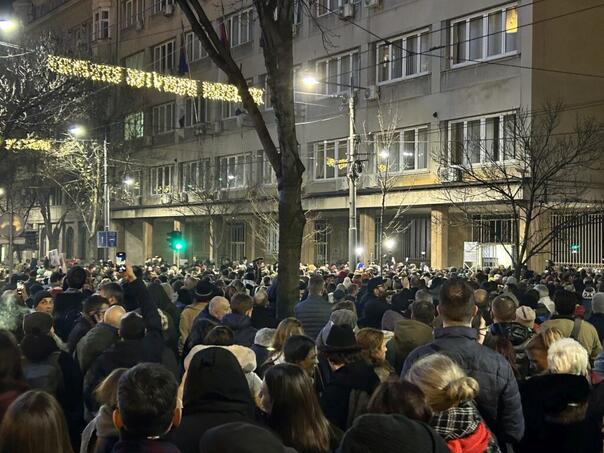 Drama u Beogradu: Opozicija na protestu, pominju i Nenada Nešića