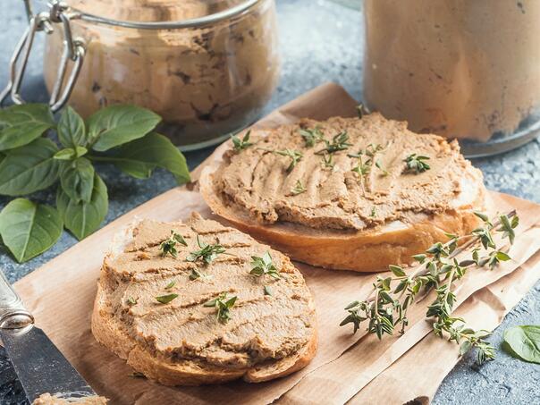 Otac jedanaestoro djece ukrao 166 komada paštete