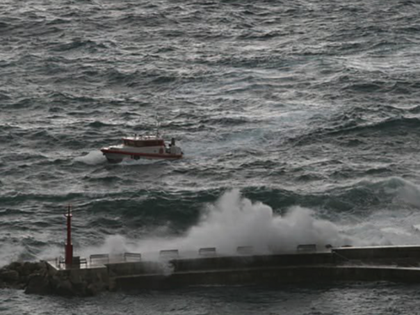 Drama u Dubrovniku: Valovi povukli muškarca iz BiH ispod zidina