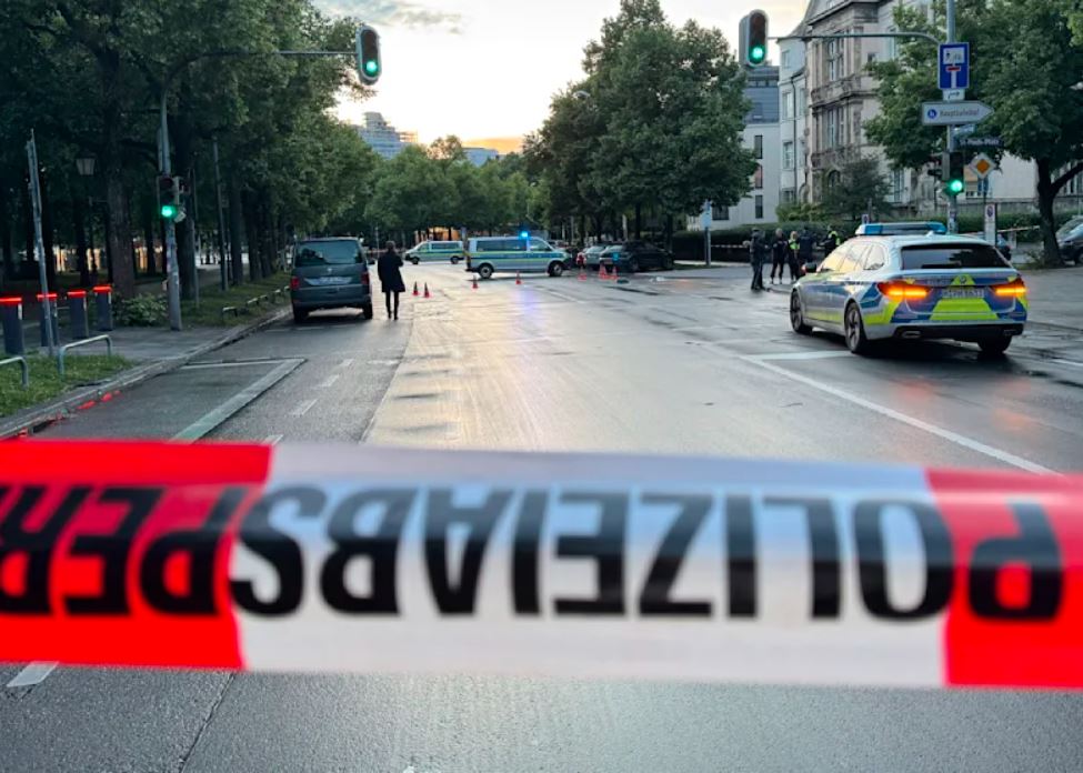 Drama u Minhenu: Žena ranila više ljudi, policija je upucala