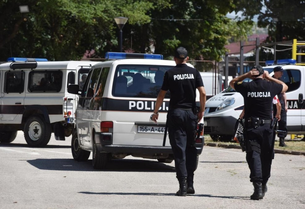 Drama u Širokom Brijegu: Policajac teško povrijeđen u napadu