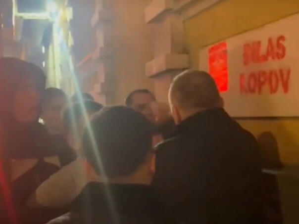 Drama u Srbiji: Batinaši napali Đilasa, procurio snimak