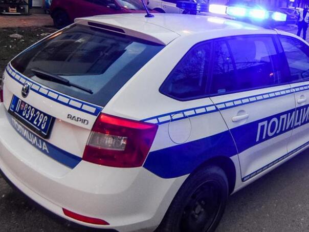 Drama u Srbiji: Djevojčica iskočila iz otetog automobila