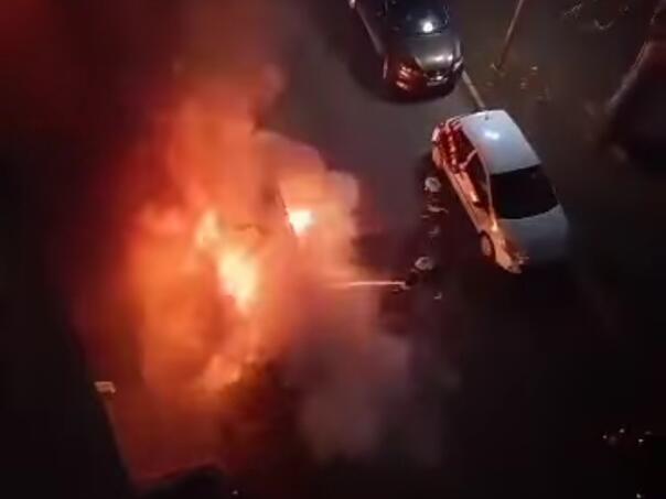 Drama u Tuzli: Zapaljen Golf 5, policija traga za počiniocem